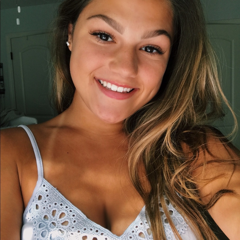 Meet your Posher, Alexa